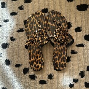 Tory Burch Miller animal print sandal size 10 
Only worn twice
